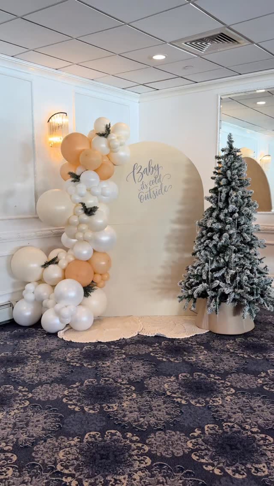 5ft balloon mosaic with cohesive party design